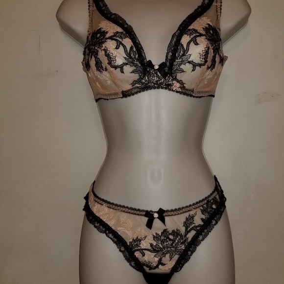 Slip Luciela Agent Provocateur &ndash; Pesca E Nero, Taglia S (Nuovo Con Etichette)